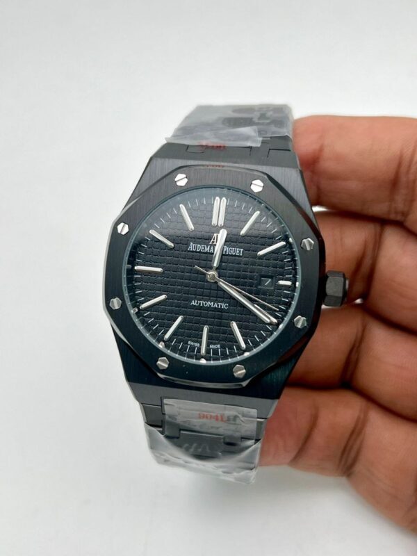 Audemars Piguet Clone Daily Wear showcasing premium features and stylish design