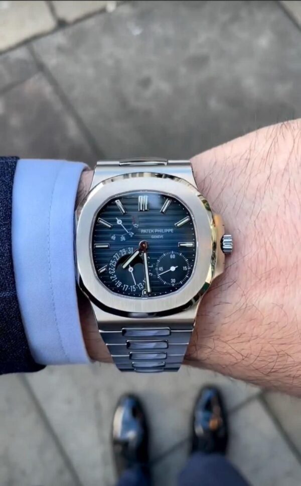 Patek Philippe Nautilus Power Reserve Pure ETA High Quality Swiss Automatic High quality premium watch 43